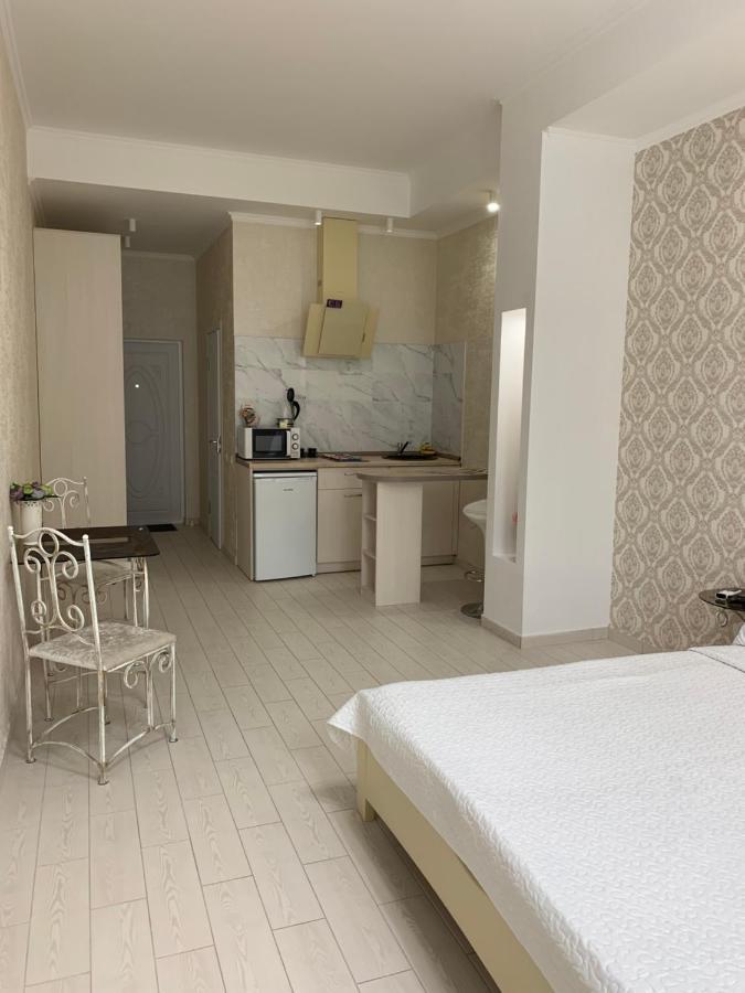 Gagarin Plaza Apartments Odessa Buitenkant foto