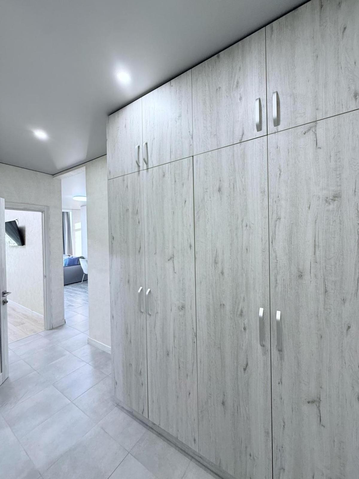 Gagarin Plaza Apartments Odessa Buitenkant foto