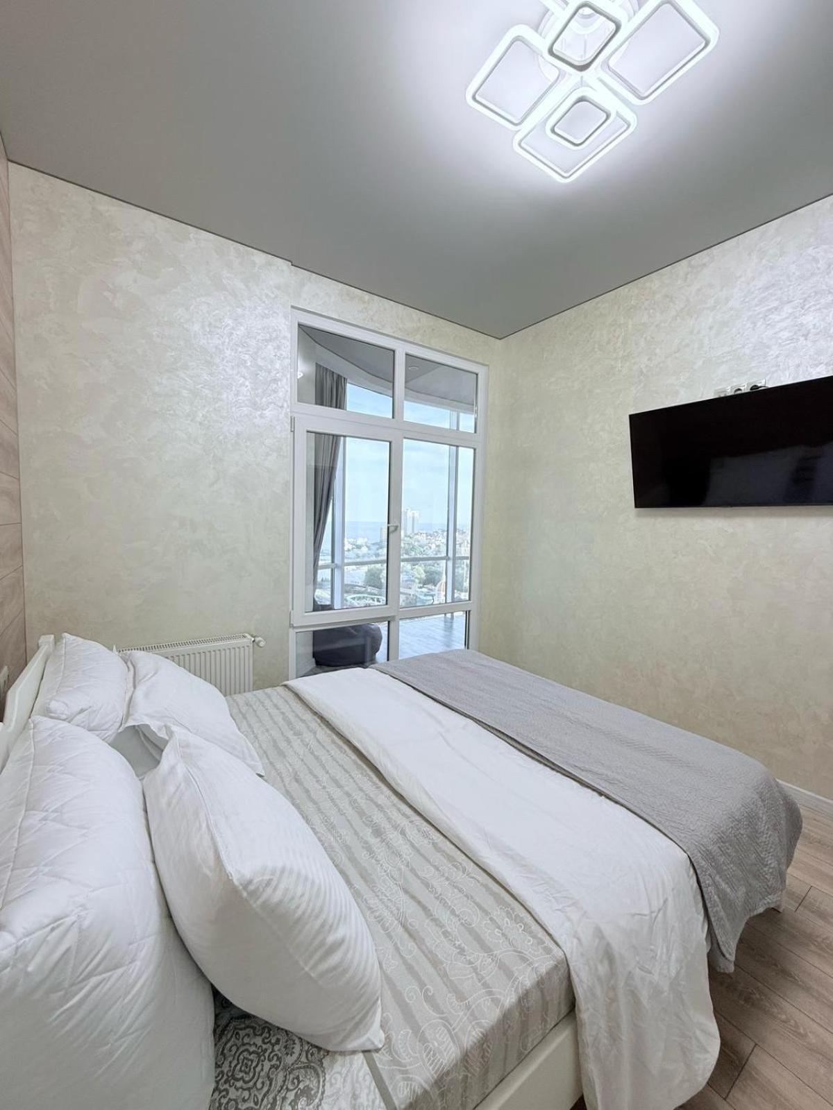 Gagarin Plaza Apartments Odessa Buitenkant foto