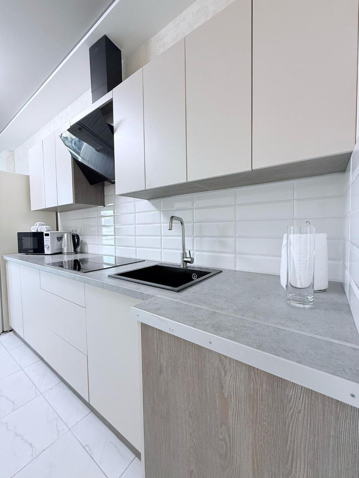 Gagarin Plaza Apartments Odessa Buitenkant foto