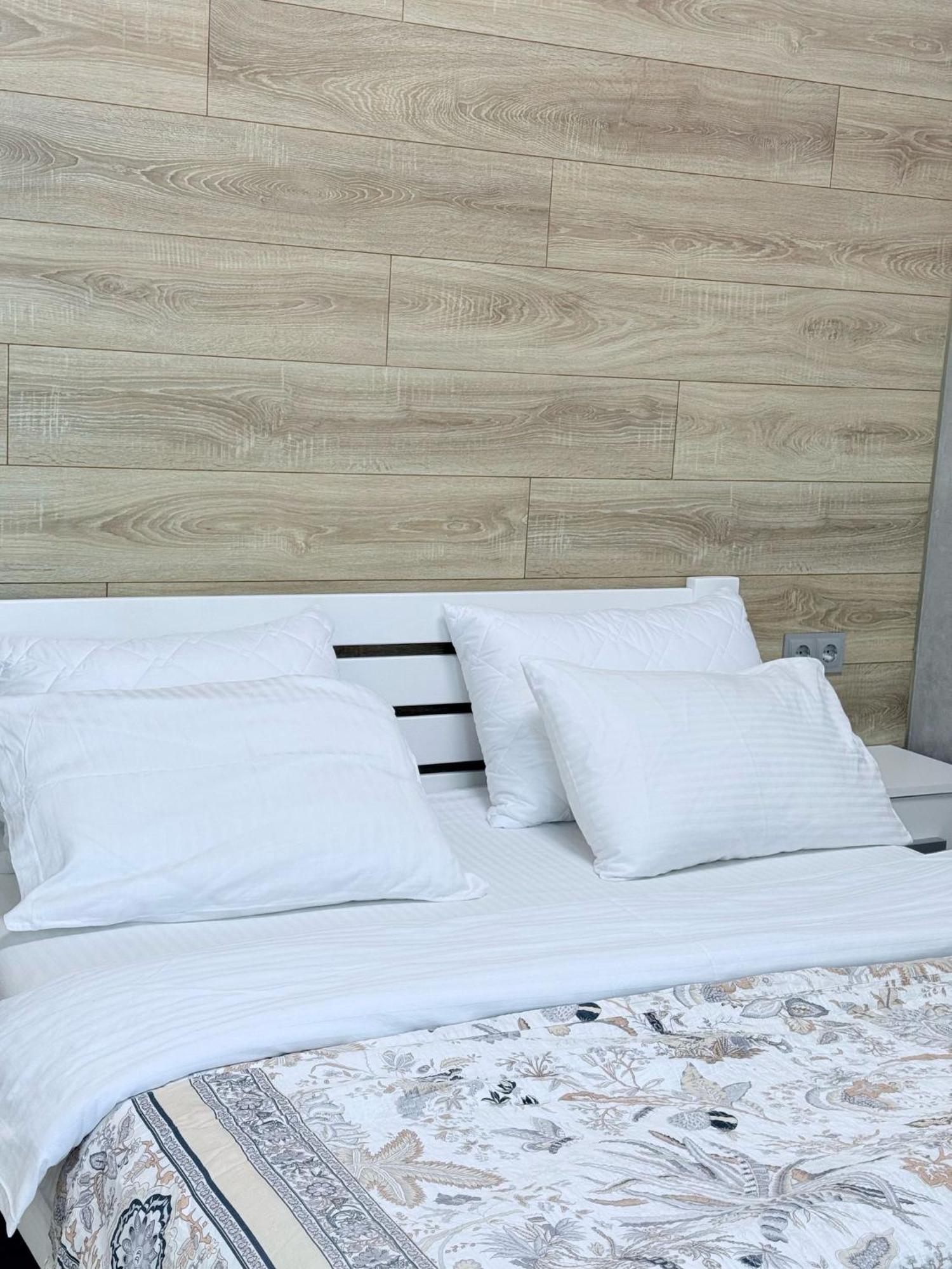 Gagarin Plaza Apartments Odessa Buitenkant foto