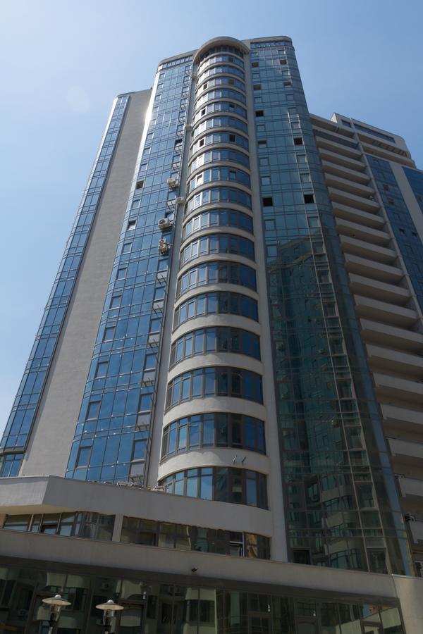 Gagarin Plaza Apartments Odessa Buitenkant foto