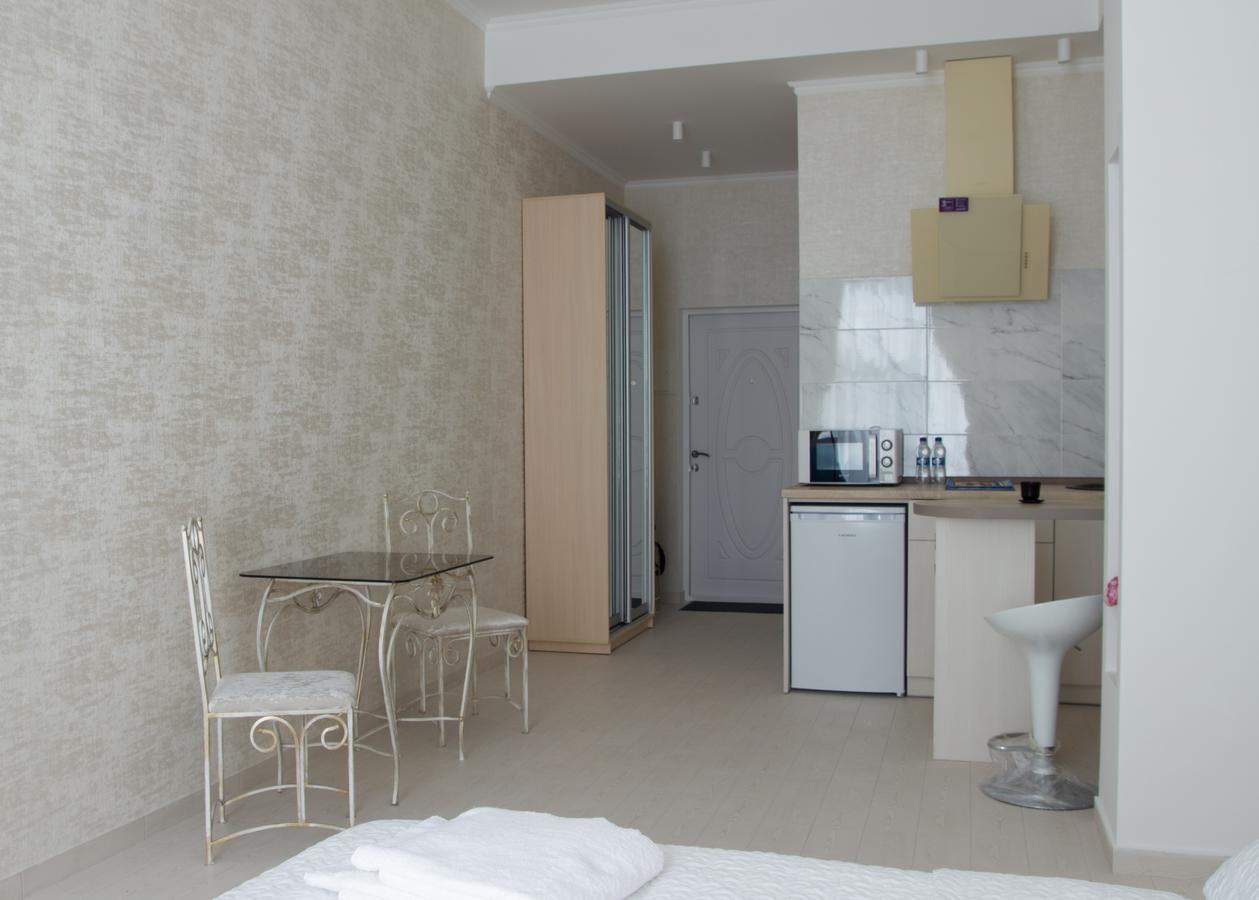 Gagarin Plaza Apartments Odessa Buitenkant foto