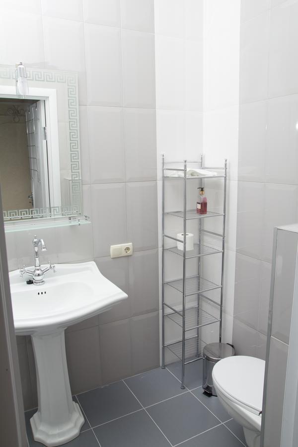 Gagarin Plaza Apartments Odessa Buitenkant foto